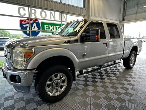 Used 2015 Ford F350 Lariat w/ Lariat Interior Package AWD/4WD image 3