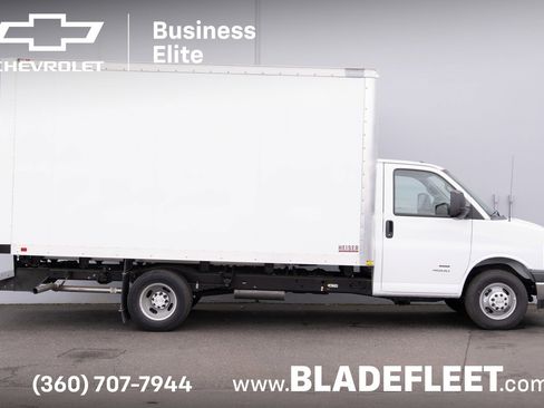 New 2024 Chevrolet Express 4500 w/ Power Convenience Package image 5