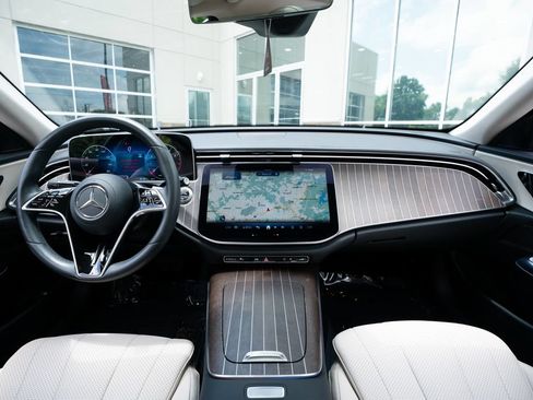 Used 2025 Mercedes-Benz E 350 Sedan w/ Winter Package image 50