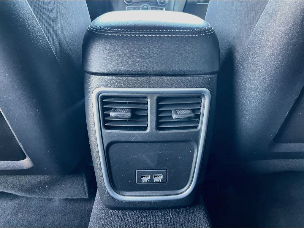 Used 2022 Dodge Charger R/T RWD image 24