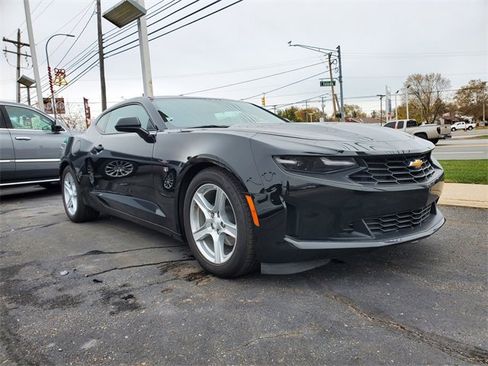 Used 2024 Chevrolet Camaro LT image 1