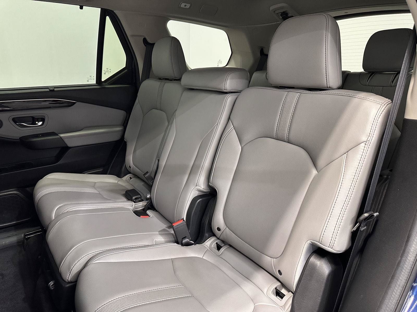 Certified 2025 Honda Pilot EX-L image 28
