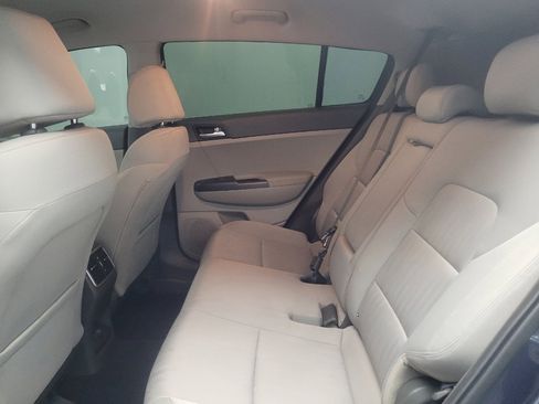 Used 2019 Kia Sportage LX FWD image 18