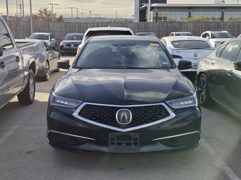 Used 2019 Acura TLX image 2