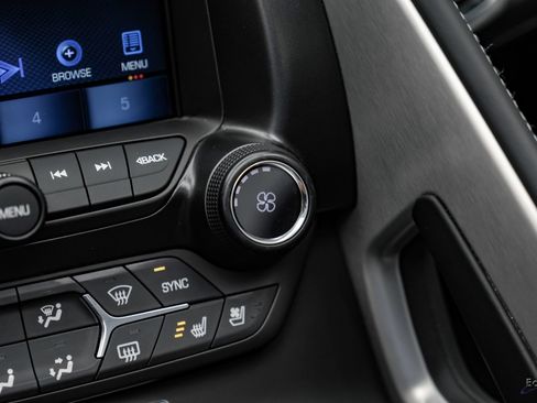 Used 2019 Chevrolet Corvette Z06 RWD image 73