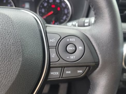 Used 2022 Toyota RAV4 XLE w/ XLE Grade Weather Package AWD/4WD image 24
