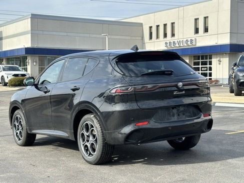 New 2025 Alfa Romeo Tonale w/ Premium Package image 6