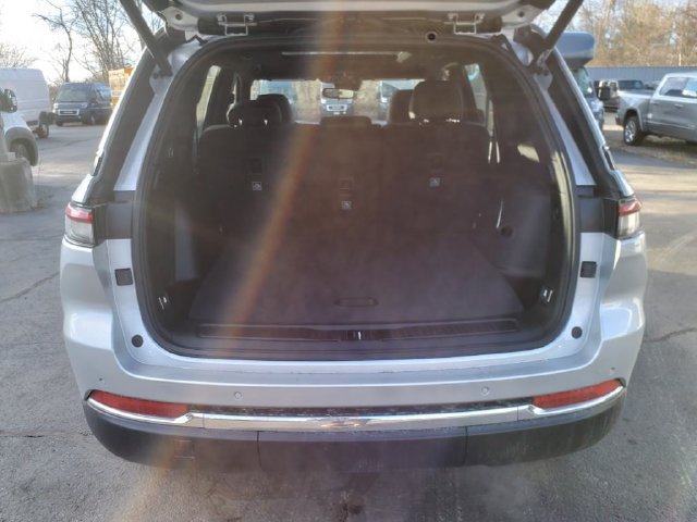 New 2024 Jeep Grand Cherokee Limited 4xe AWD/4WD image 11