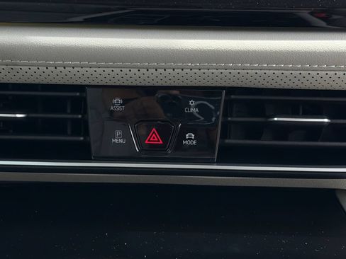 New 2026 Volkswagen Atlas SEL Premium R-Line AWD/4WD image 12