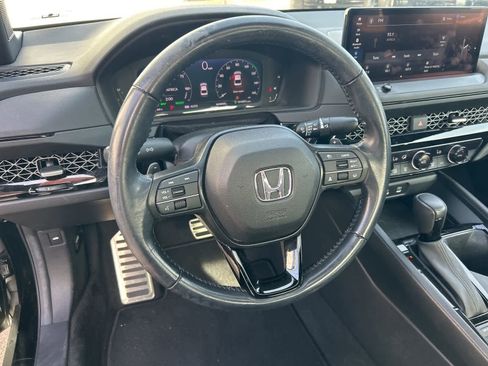 Used 2024 Honda Accord Sport image 31