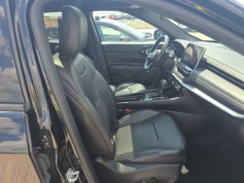 Used 2022 Jeep Compass High Altitude AWD/4WD image 3