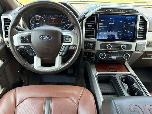 Used 2022 Ford F250 King Ranch w/ King Ranch Ultimate Package AWD/4WD image 17