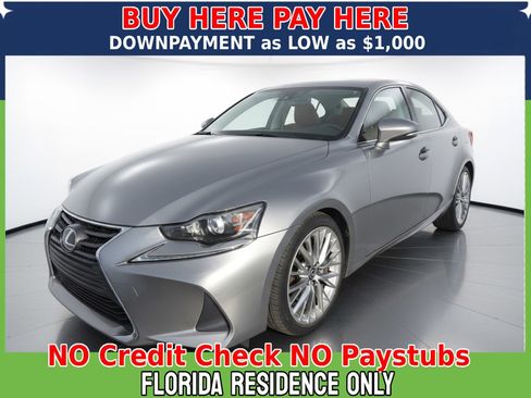Used 2017 Lexus IS 200t RWD image 2