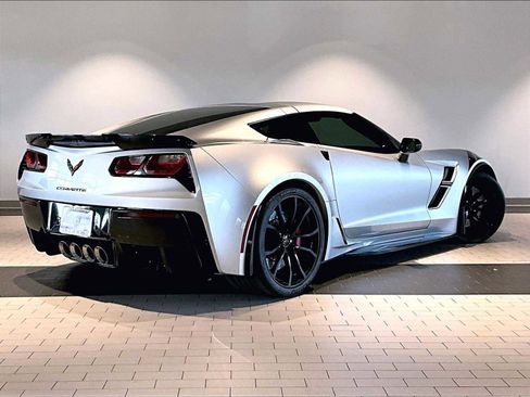 Used 2018 Chevrolet Corvette Grand Sport RWD image 10