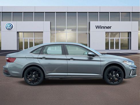 New 2026 Volkswagen Jetta SE FWD image 6