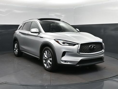 Used 2021 INFINITI QX50 Luxe FWD image 9