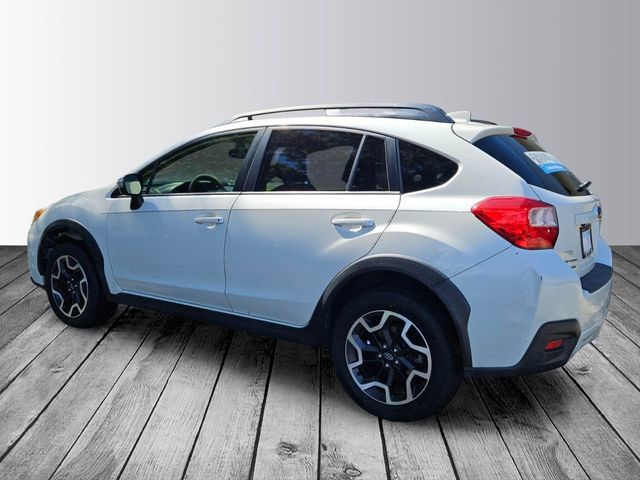 Used 2017 Subaru Crosstrek 2.0i Limited AWD/4WD image 3