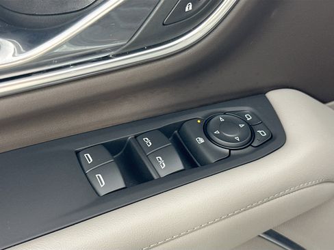 Used 2024 Chevrolet Tahoe LS w/ Driver Alert Package image 17