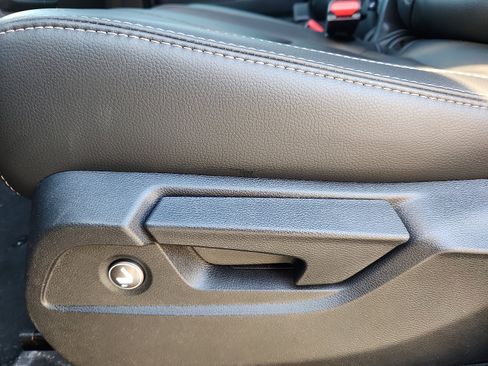 Used 2023 Honda Pilot Touring image 27