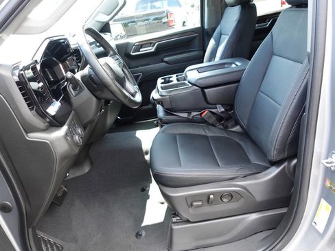 Used 2023 Chevrolet Silverado 1500 LT AWD/4WD image 18