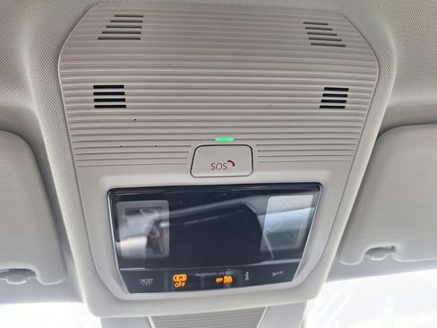 New 2025 Volkswagen Tiguan S image 18