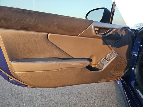 Used 2023 Toyota GR86 Premium image 15