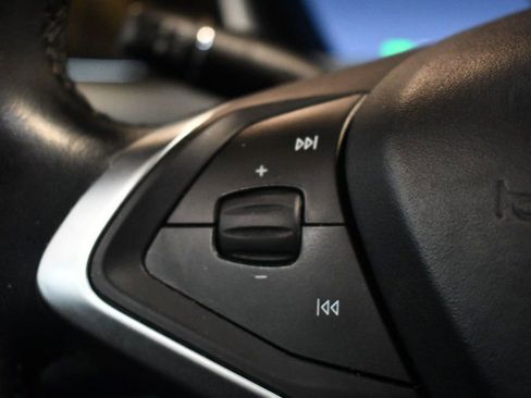 Used 2013 Tesla Model S image 39