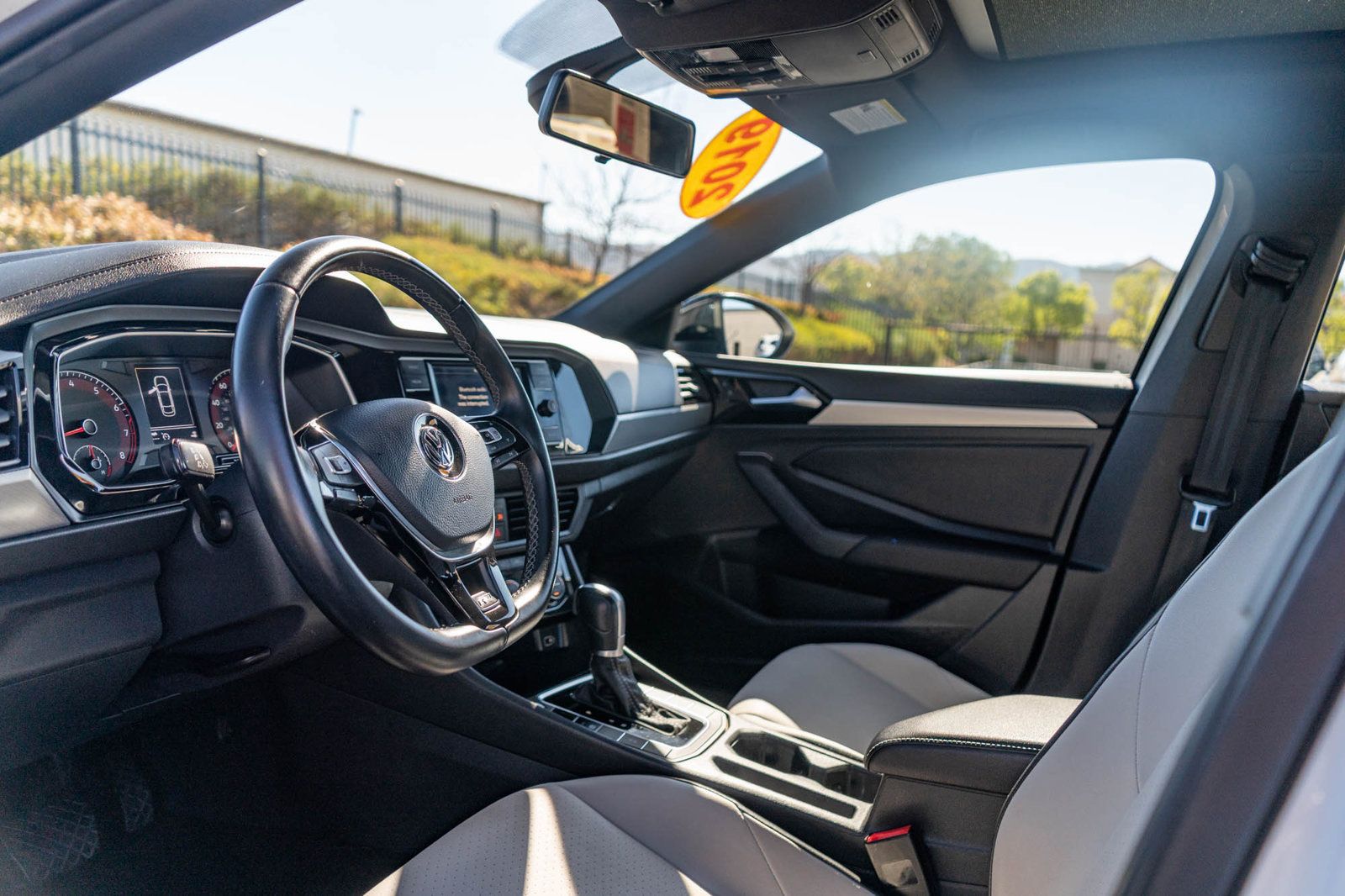 Used 2019 Volkswagen Jetta R-Line FWD image 17