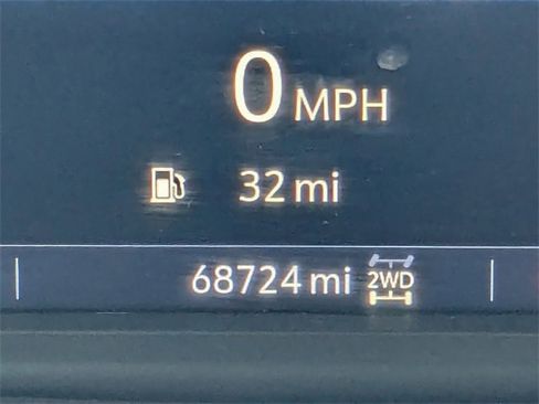 Used 2021 Chevrolet Silverado 1500 LT Trail Boss image 23