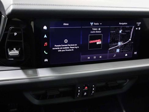 New 2026 Porsche Cayenne Coupe AWD/4WD image 32