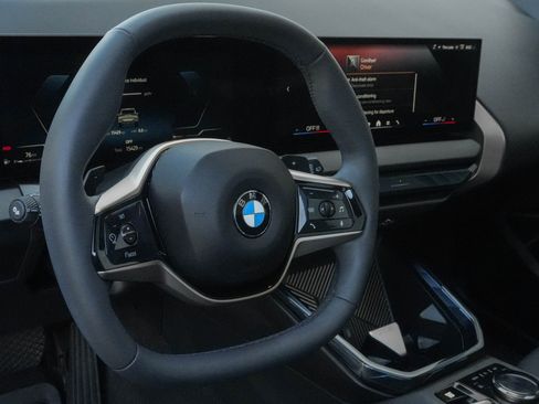 Certified 2025 BMW X3 xDrive30 w/ Premium Package AWD/4WD image 7