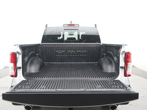 Used 2023 RAM 1500 Big Horn AWD/4WD image 16