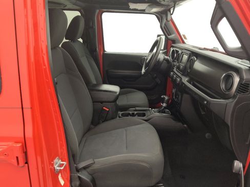 Used 2018 Jeep Wrangler Unlimited Sport image 21