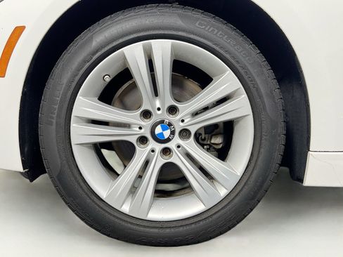 Used 2017 BMW 330i Sedan RWD image 27