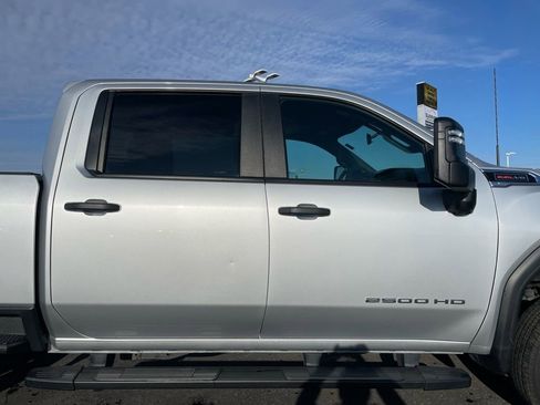 Used 2023 GMC Sierra 2500 Pro w/ Convenience Package image 25