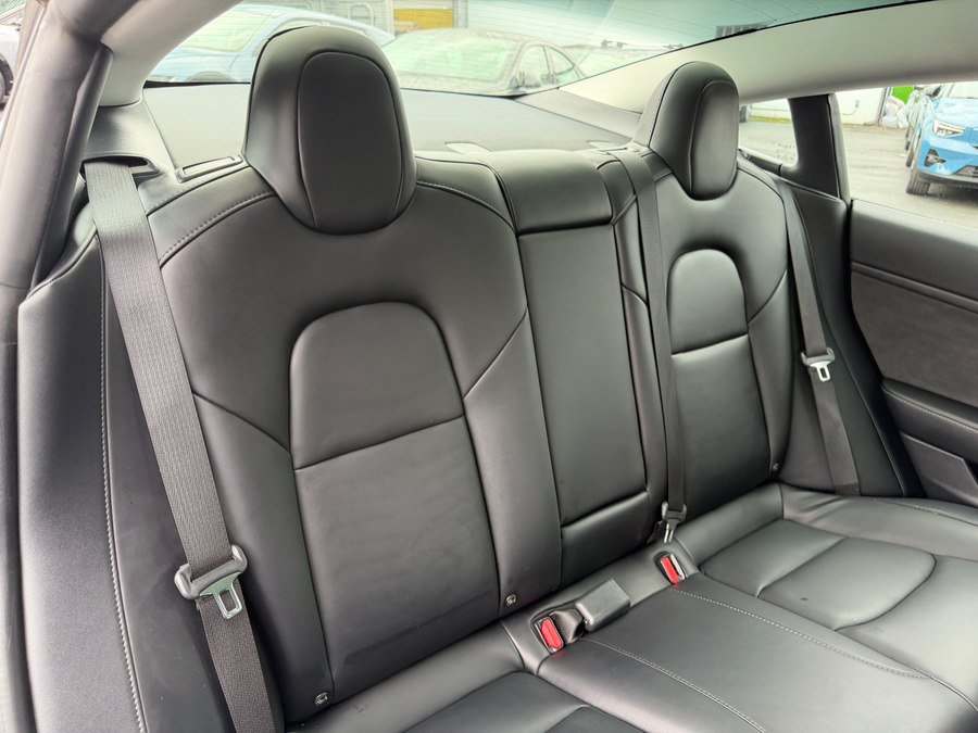 Used 2023 Tesla Model 3 Standard Range RWD image 36