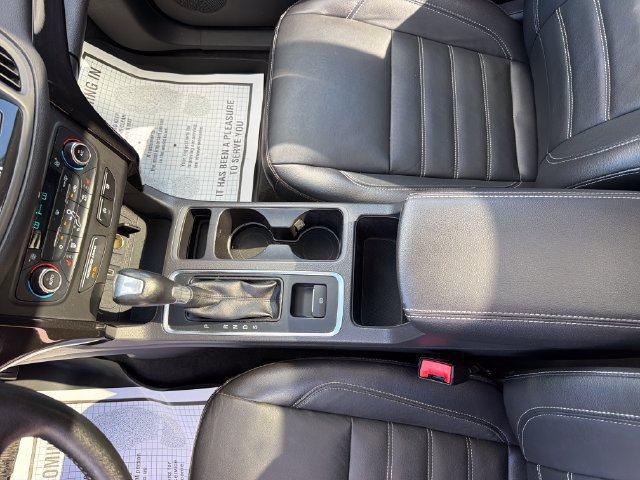 Used 2017 Ford Escape Titanium AWD/4WD image 28