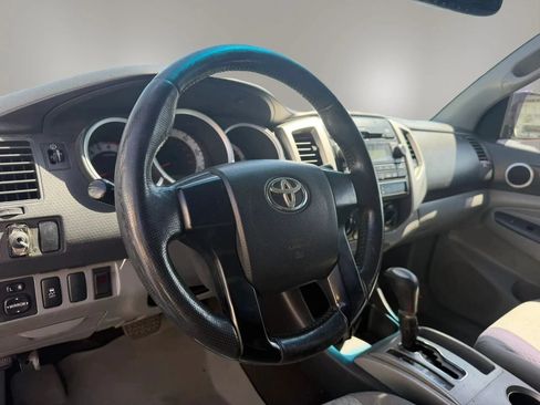Used 2012 Toyota Tacoma 2WD Access Cab w/ SR5 Pkg image 11