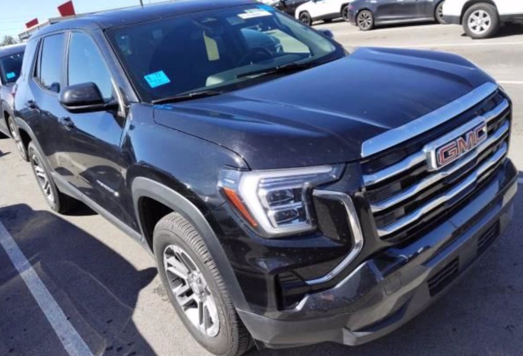 Used 2025 GMC Terrain Elevation AWD/4WD image 14