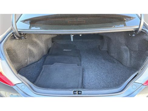 Used 2012 Toyota Camry LE image 27