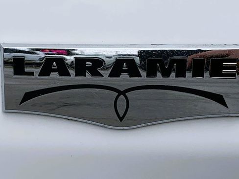 Used 2015 RAM 1500 Laramie w/ Convenience Group AWD/4WD image 54