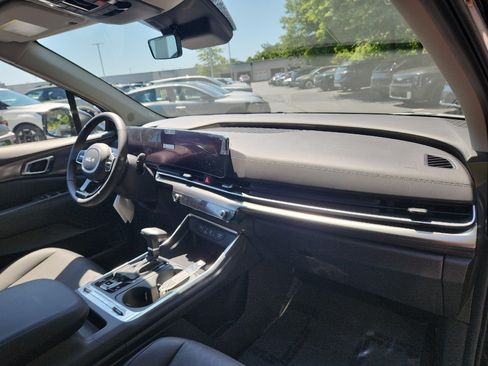 New 2026 Kia Carnival SX w/ SX Dark Edition Package FWD image 51