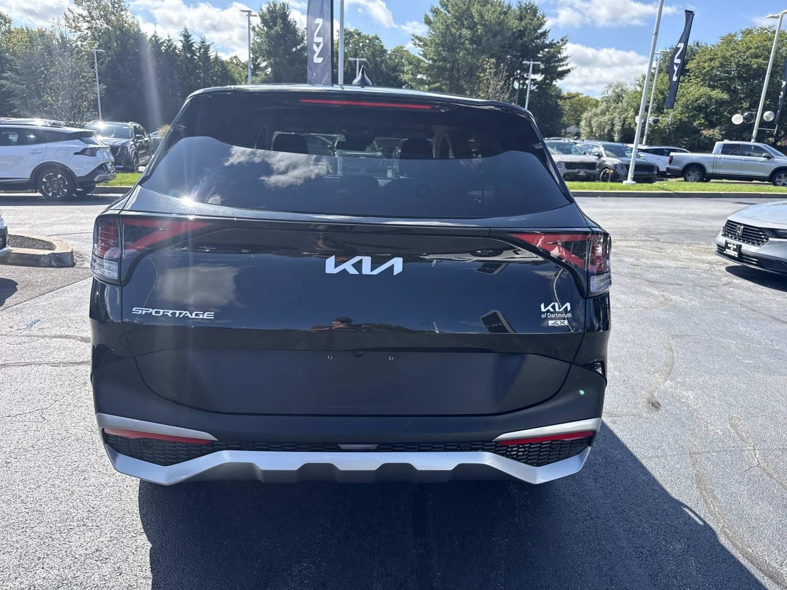 Used 2023 Kia Sportage LX AWD/4WD image 4