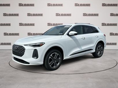 Used 2025 Audi Q5 Premium w/ Convenience Package