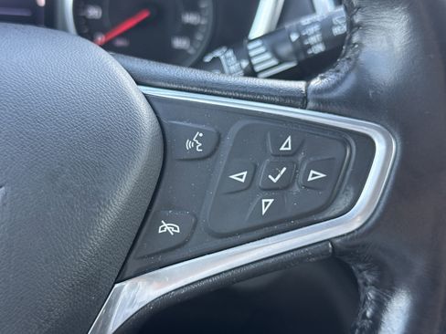 Used 2022 Chevrolet Equinox LT FWD image 13