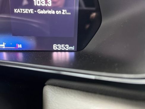 Used 2025 Chevrolet Colorado ZR2 w/ Technology Package image 16