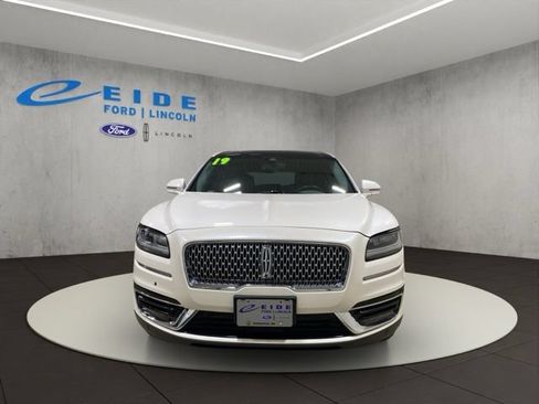 Used 2019 Lincoln Nautilus Reserve AWD/4WD image 6