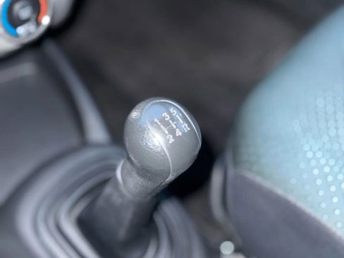 Used 2008 Toyota Yaris S image 16