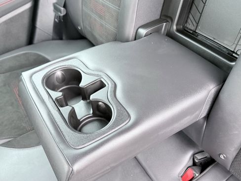 Used 2024 Alfa Romeo Tonale Veloce image 36