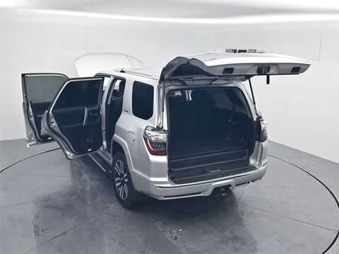 Used 2022 Toyota 4Runner Limited image 72